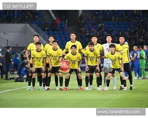 成都足球队心理素质深度对比分析及其对比赛表现的影响探讨 成都足球队心理素质深度对比分析及其对比赛表现的影响探讨